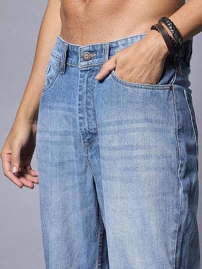 Men Straight Fit Mid Rise Blue Jeans