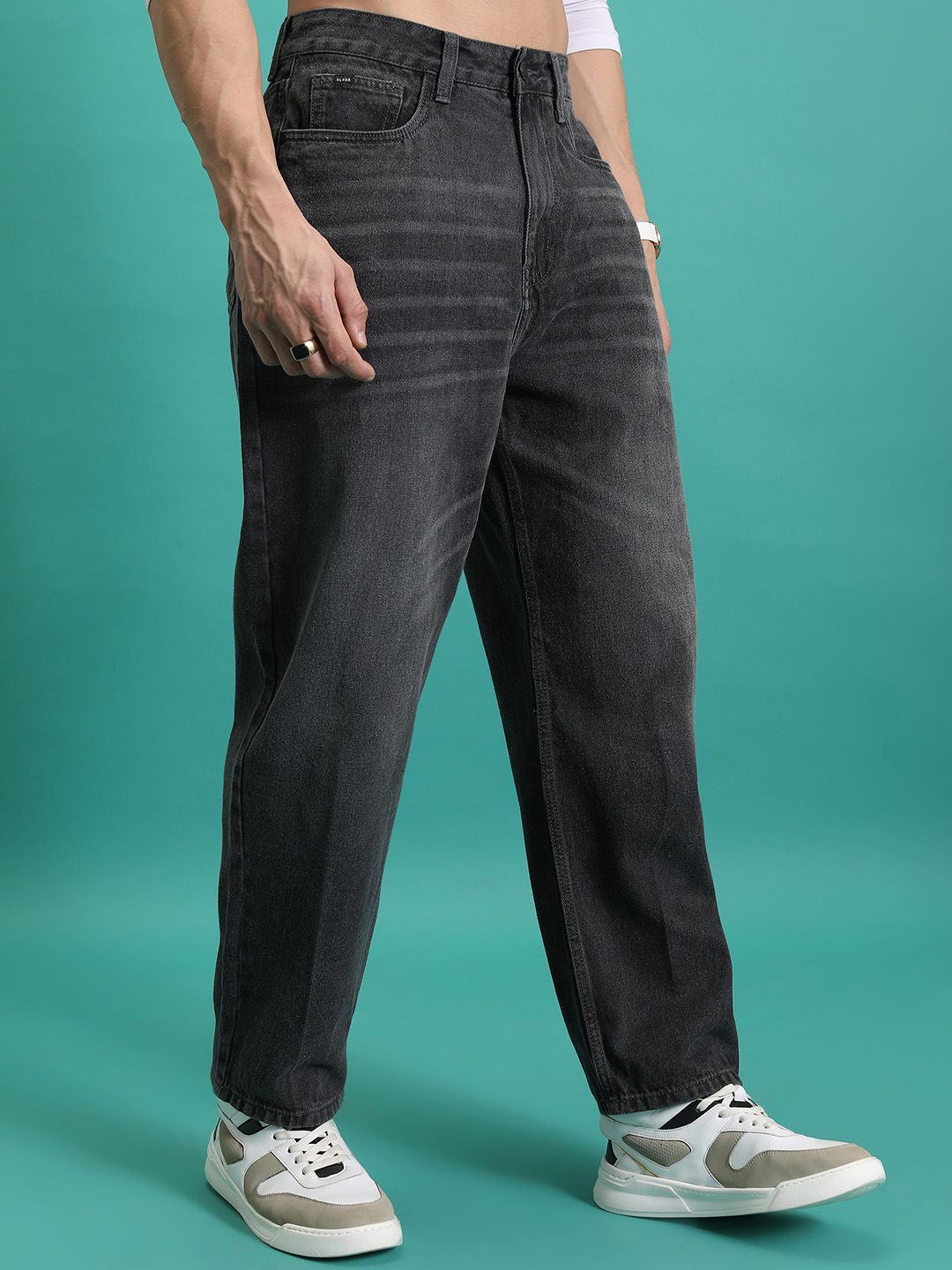 Men Straight Fit Mid Rise Grey Jeans